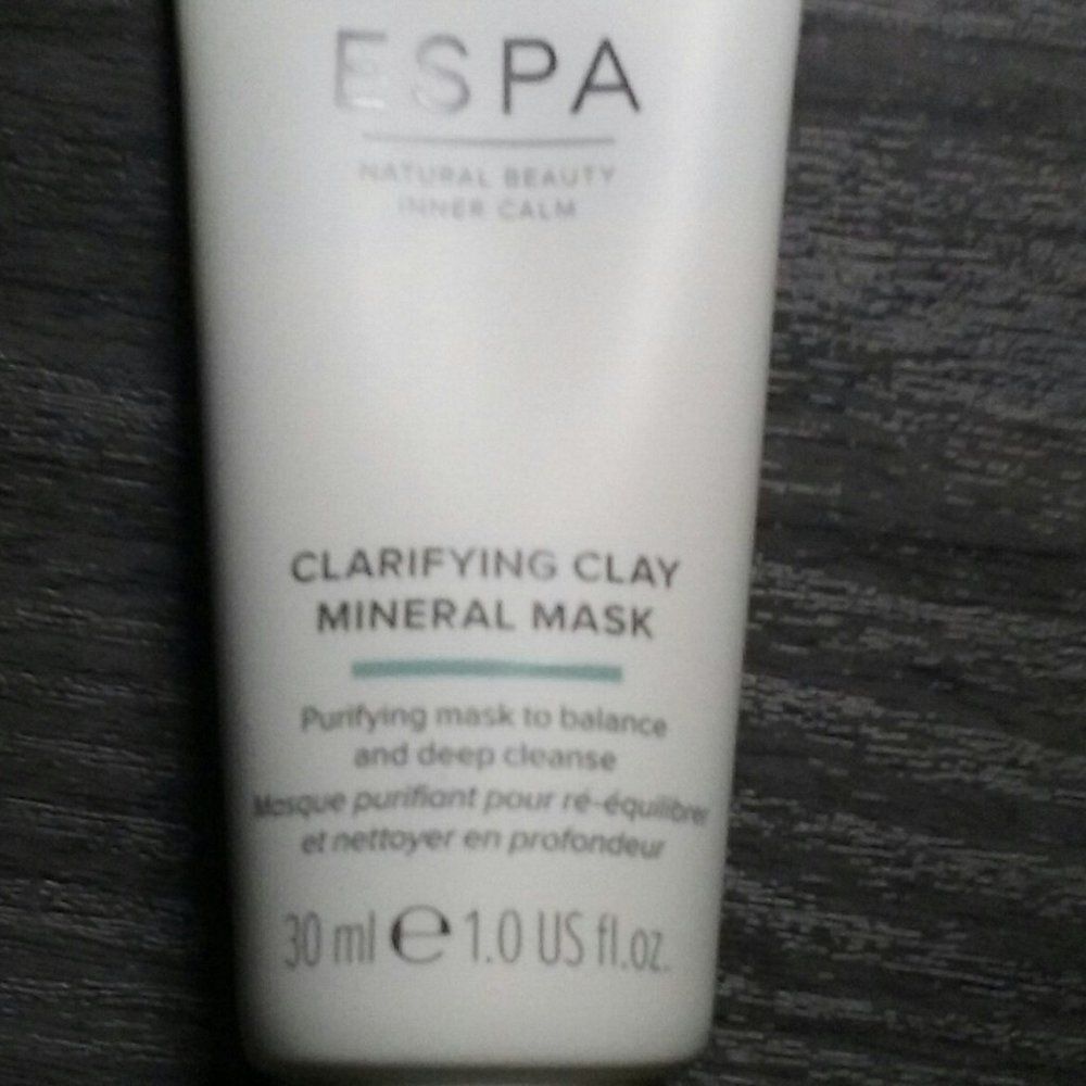 Clarifying Clay Mineral Mask